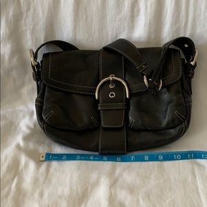 Classic Coach shoulder bag brown leather